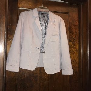 Blue & white cotton pant suit.